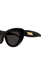 Load image into Gallery viewer, BOTTEGA VENETA | Cat Eye Sunglasses
