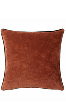 Load image into Gallery viewer, CUSHION Velvet Piped AMBRE
