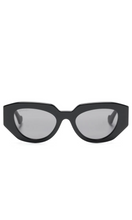 Load image into Gallery viewer, GUCCI | Oval Sunglasses
