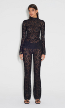 Load image into Gallery viewer, HANSEN &amp; GRETEL Aire Lace Top
