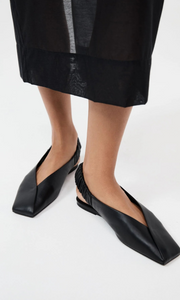 ST. AGNI Envelope Sling Back Flat