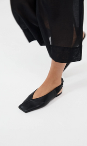 ST. AGNI Envelope Sling Back Flat