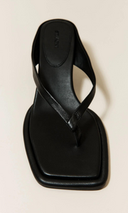 ST. AGNI Flip Flop Sandals