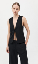 Load image into Gallery viewer, ST. AGNI Rouleau Vest
