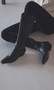 LA TRIBE | Simone Boot